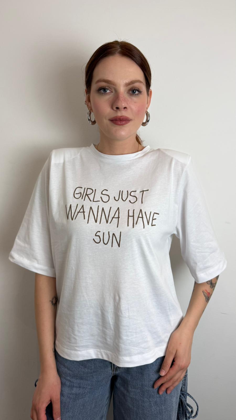 T Shirt Con Spallina Stampa Girls Just - Philia Loft cod. D02E1200 main:sha1=7f34d112c23fd719bd2f8cd49eecbfe09444d918