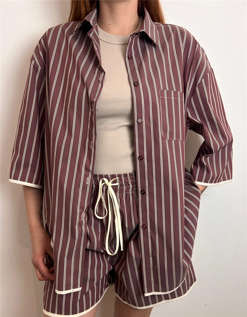 Camicia Over A Righe Con Profilo A Contrasto - Vicolo cod. TAB2324 main:sha1=5b0f74946f008b5f7d15fd002feb1f2748834f36
