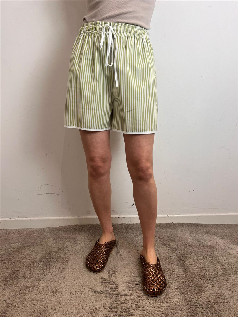 Shorts A Righe Profilo Contraato - Vicolo cod. TAB2343 main:sha1=89443e039f1c0696860041407bade90c7608b54d