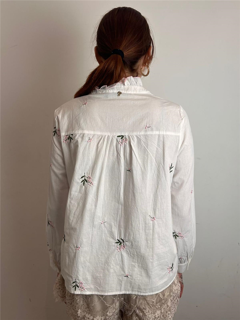 Camicia Collo Alla Coreana Ricamata - Philia Loft cod. D02N1045 main:sha1=6b288084ef43ce9622d6841c1918ac7d67daee80