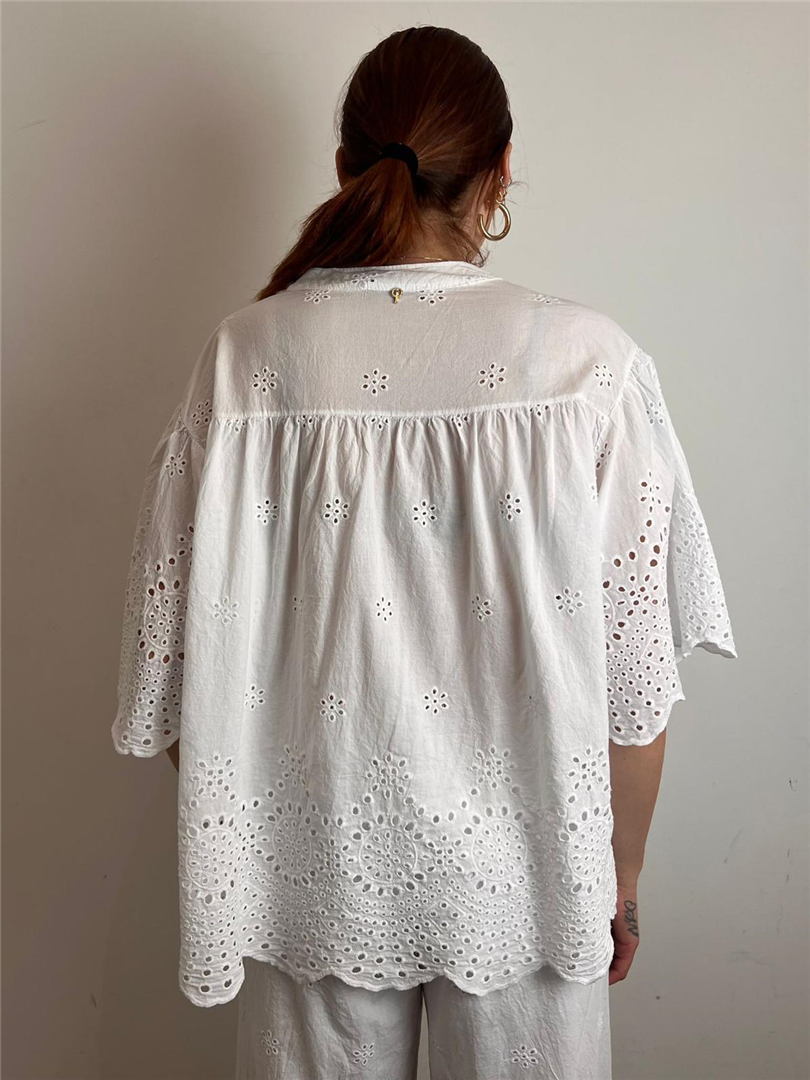 Camicia Scollo A V Pizzo San Gallo - Philia Loft cod. V02F1058 main:sha1=0f3edf5b01f1364e07b20ee8ba067c78406a1beb