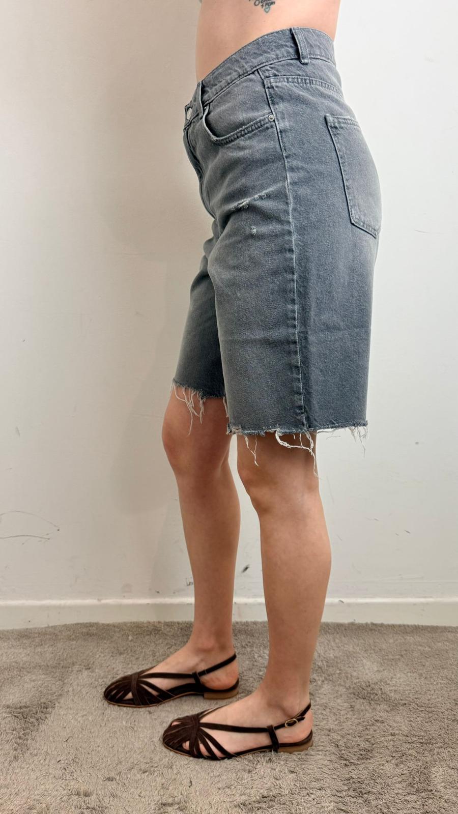 Bermuda Denim Sfrangiato - Vicolo cod. DAB5393 main:sha1=05b07e9c4a5d95ab88763f345362000138169cdb