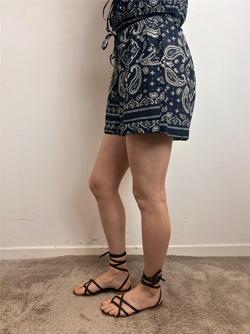 Shorts Con Coulisse Fantasia Bandana - Vicolo cod. TAB2404 main:sha1=fb29e1c1911e1c2aaf1cc949fb7446ac2f798470