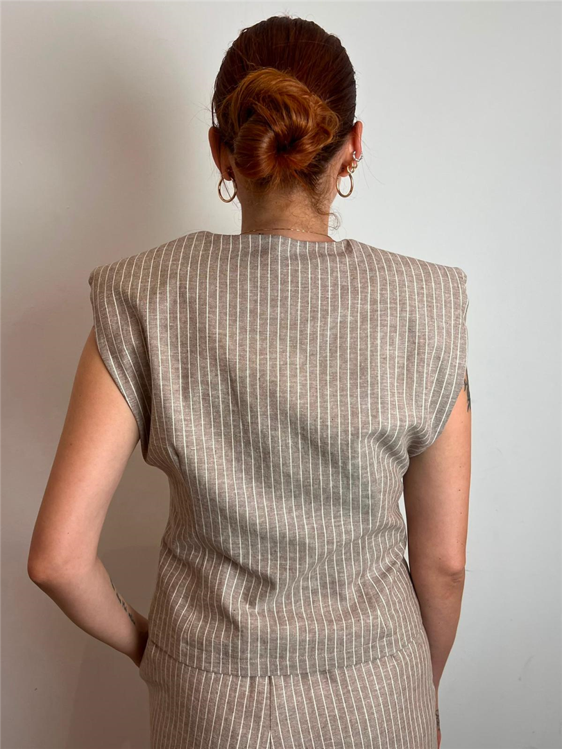 Gilet Gessato Con Spallina Misto Lino - Please cod. L975HH03 main:sha1=82135534eaa4288266a403bcfae523b1d5939092