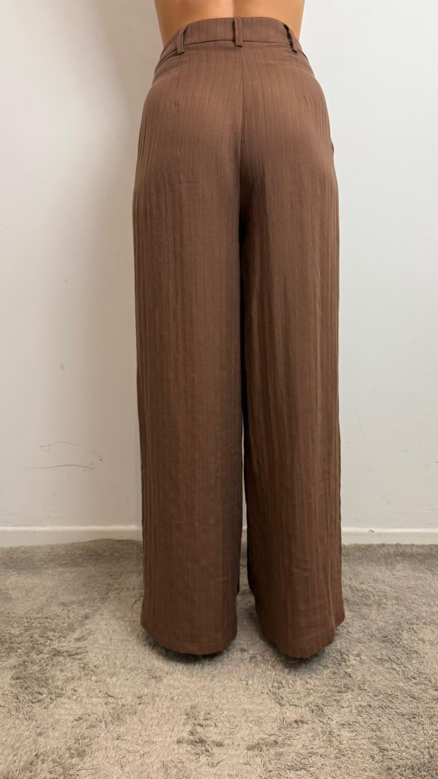 Pantalone Palazzo Con Pinces - Philia Loft cod. M02M1244 main:sha1=1ea359ca9ca7adf63f4b79587388494513e32153