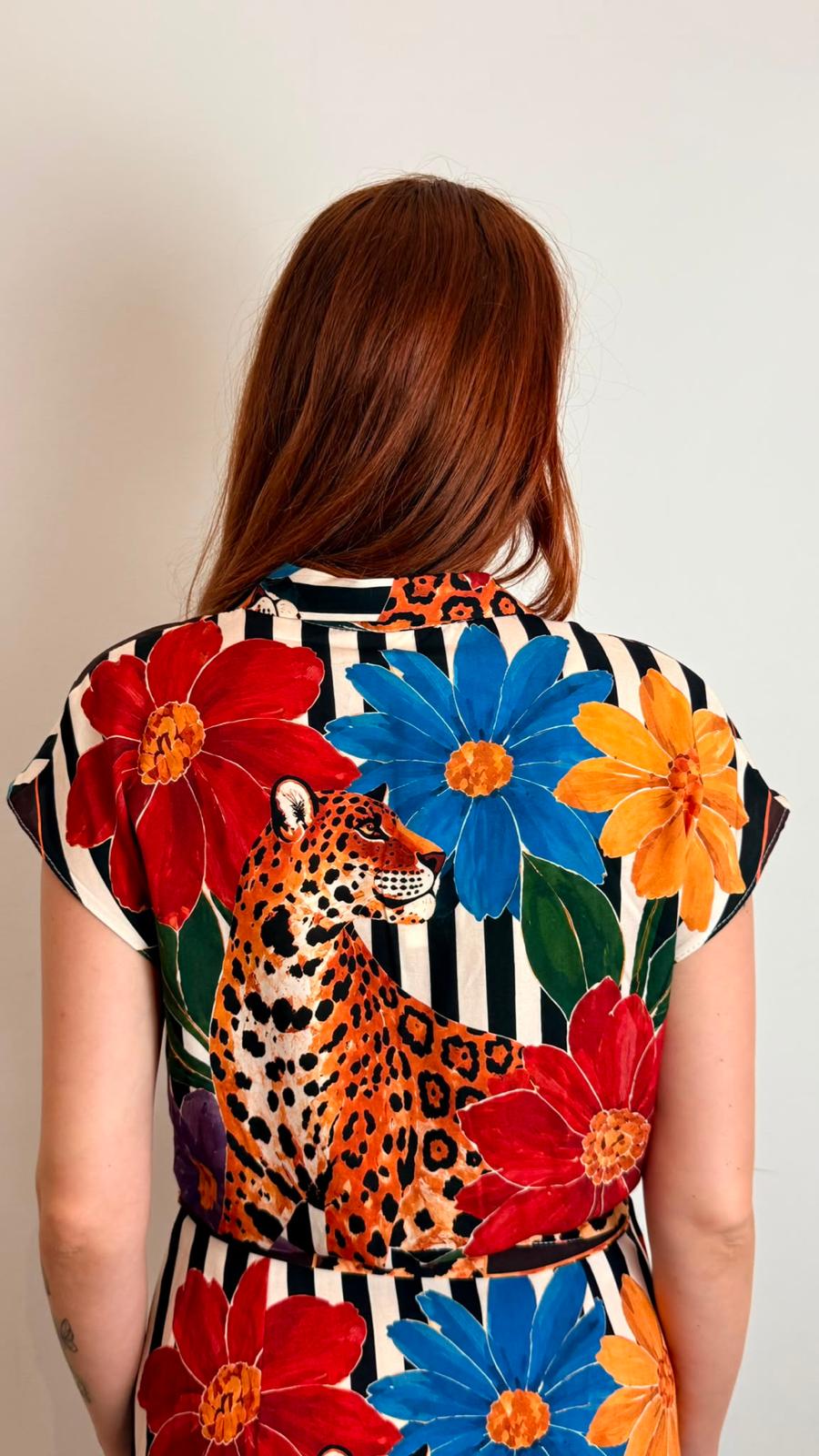 Camicia Crop Con Nodo Motivo Fantasia - Vicolo cod. TAB3025 main:sha1=2ecb64e23914620581b48dbe3ae43d6bca806a8b