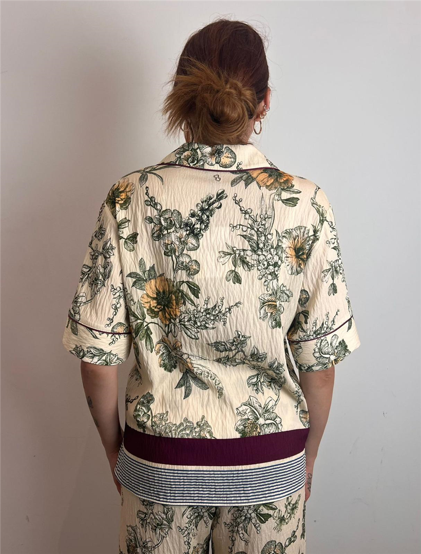 Camicia Con Tasca Frontale Fantasia Floreale - Please cod. C10XEMM000 main:sha1=492d7d1011b822ce26a0d4f1efe0ab85c9d91b67