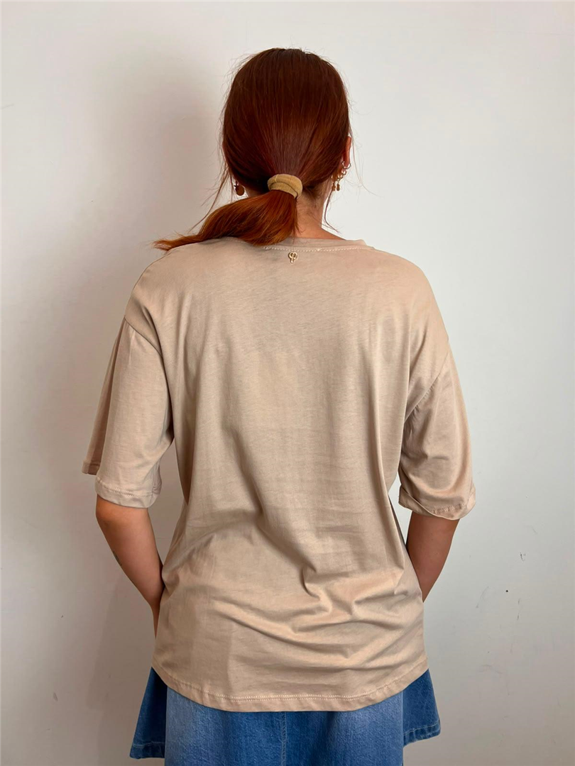 Tshirt Con Inserto In Pizzo Sul Fondo - Philia Loft cod. D02N0423 main:sha1=6883c574169f4ba05d2d6c5b8735ed6c56695a3a