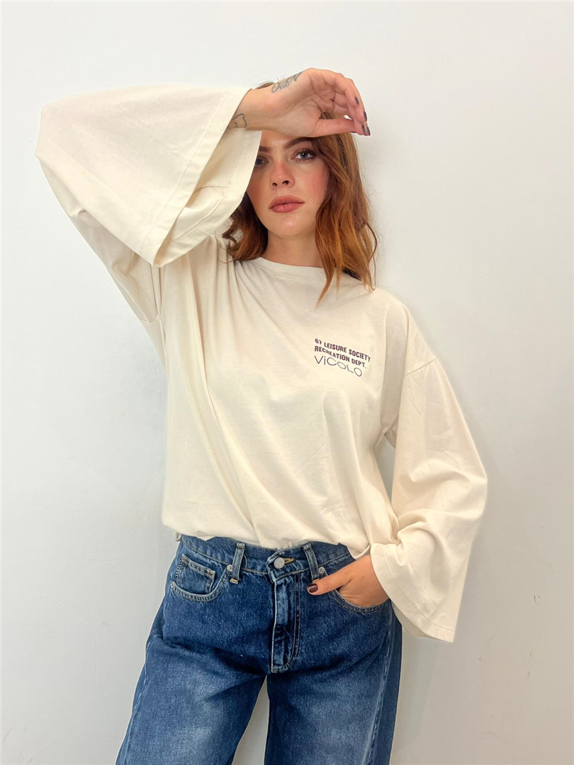 Tshirt Manica Ampia Con Scritta Sul Retro - Vicolo cod. RAC0205 main:sha1=c0d79711a20f4ae43702bb4f66e98b8c7888232b