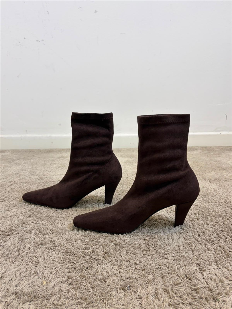 Stivaletto Stretch In Camoscio - Ovye' cod. 26/IFAW102CAMMORO main:sha1=f994254669975d7066bcaed2c6f59570c00780bf