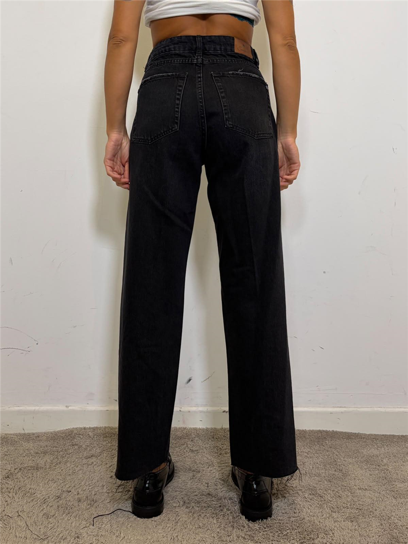 Jeans Cleve Gamba Dritta Con Taglio Vivo Sul Fondo - Souvenir cod. C40S0040 main:sha1=ab9f21af9eed5d389170a81f759cb996255fa34e