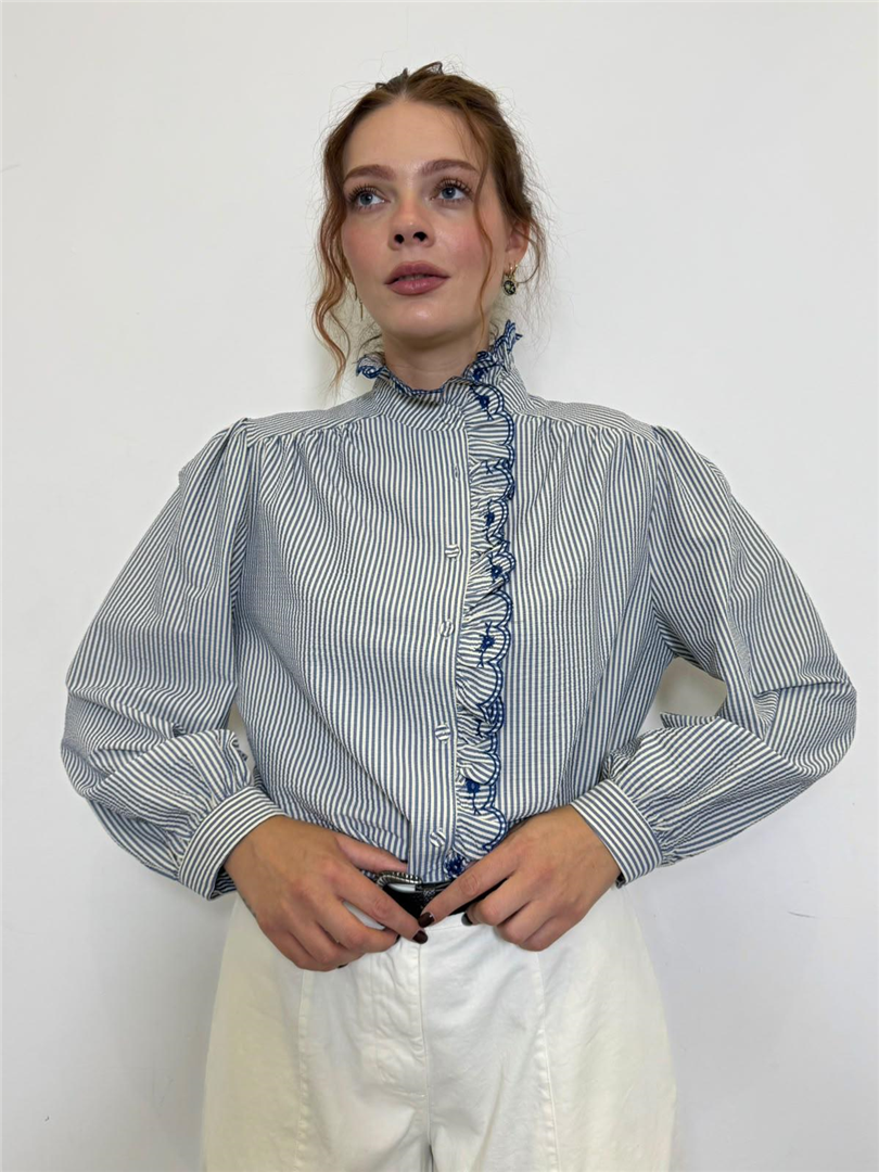 Camicia A Righe Con Ricami - Souvenir cod. D40V0476 main:sha1=6af00c07dc5e044bdb5a8829ab1c00581d1e15bb