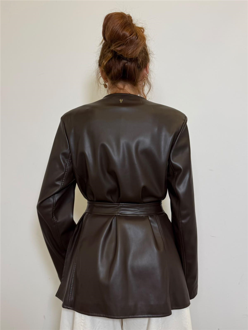 Blazer Ecopelle Con Cintura - Philia Loft cod. P03P0134 main:sha1=2e2d999830e45c969919fa2c22f1f149e36e6885