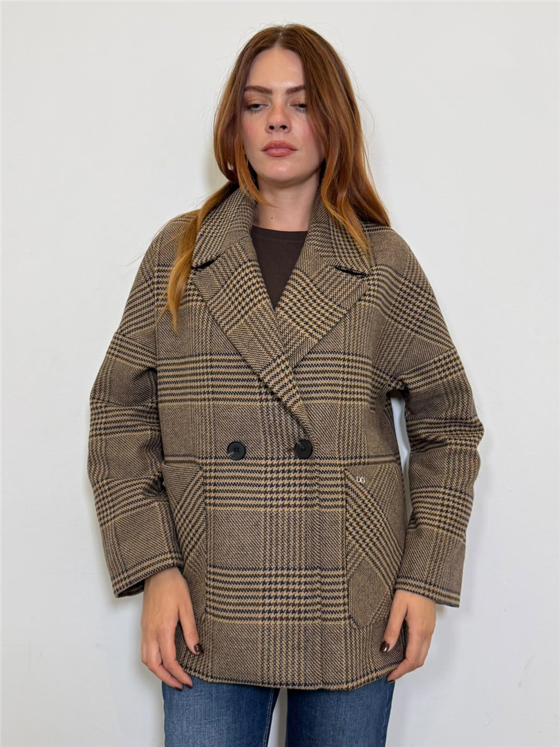 Giacca Doppiopetto Oversize A Quadri - Please cod. V493UDANUB main:sha1=a3060adad69734458b1d0c92d38e4a962b918c9c