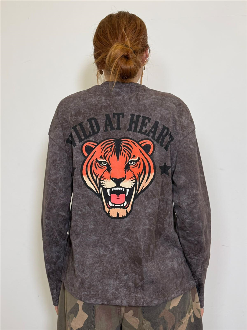 T Shirt M/lunga Stampa Tigre Sul Retro - Haveone cod. TDY_R030 main:sha1=d7a1b81d5d18d57183a5042d76b49409340d8eed