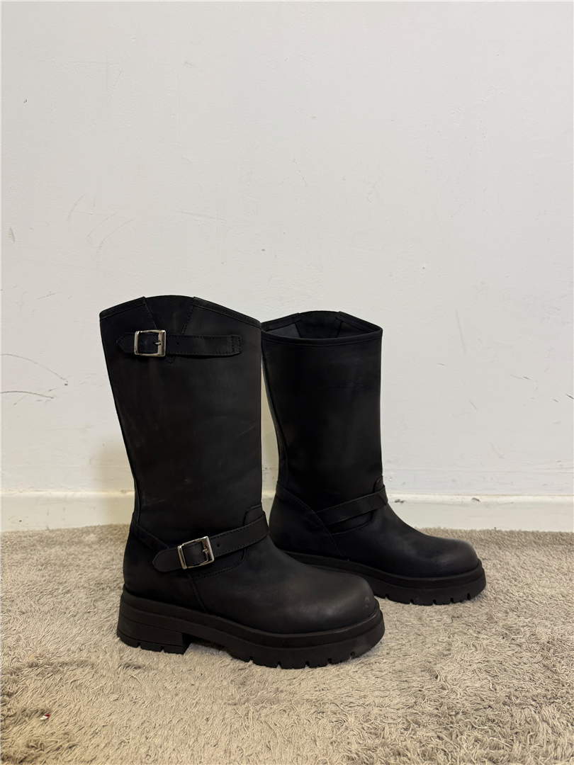 Biker In Camoscio Con Fibbie Laterali Para 5 - Ovye' cod. 26/PSC01NAB main:sha1=2636a09ff7b7899b7ffb7260a9575e6e9b5a29a9