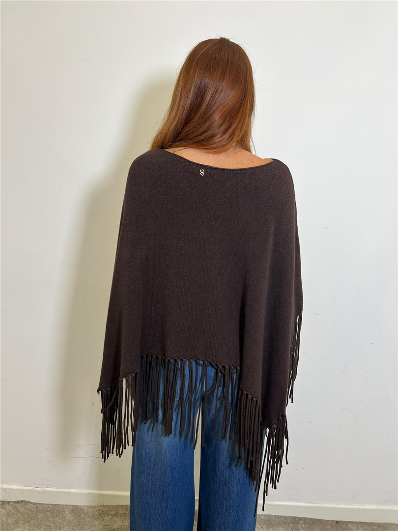 Poncho Scollo A Barchetta Asimmetrico Con Frange - Please cod. M63895R512 main:sha1=ae6602bafb89bdd7be8b8302ed5a0cf15fafe62e