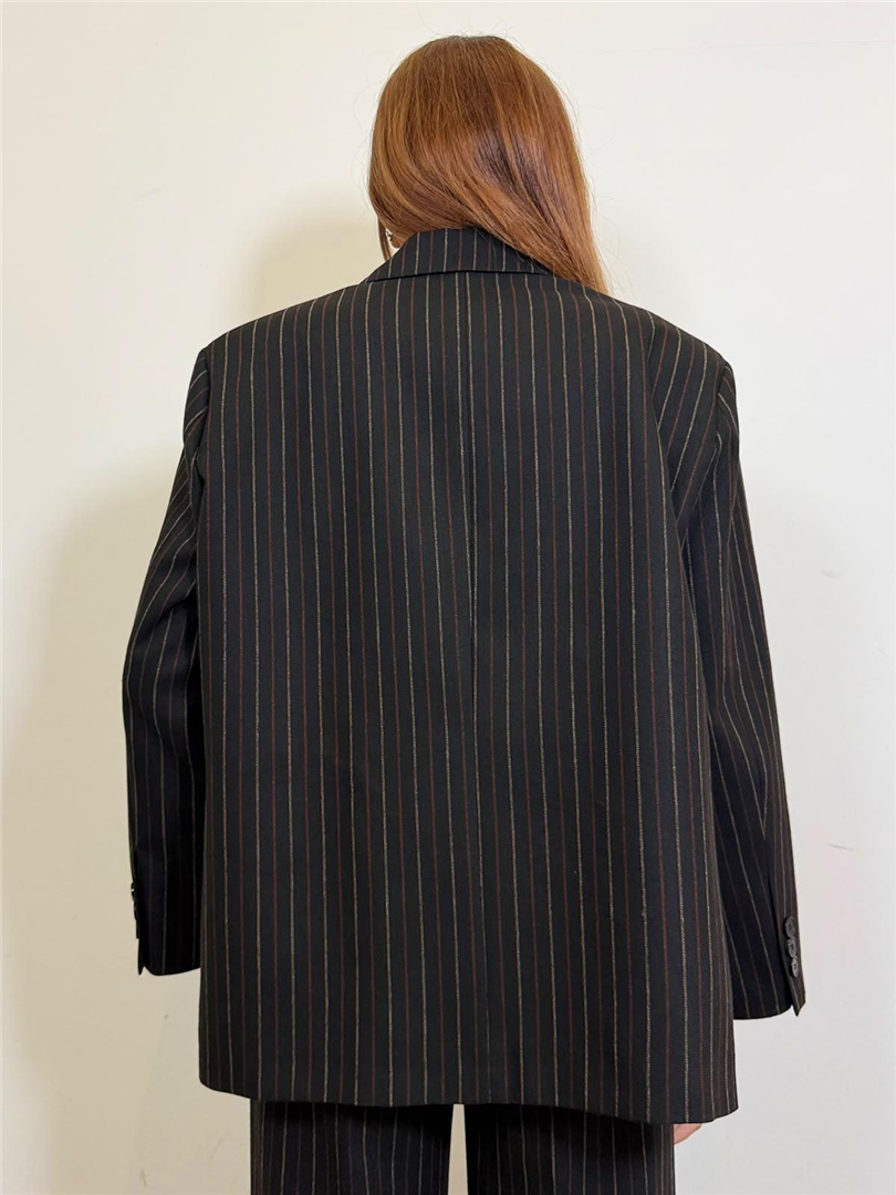 Blazer Over Gessato Chiusura Asimmetrica - Vicolo cod. TAC1242 main:sha1=069aa9e19f400e074f5ac8a8d51e47c964d4e789