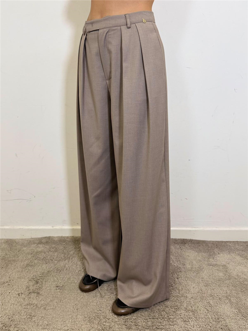Pantalone Palazzo Con Pinces - Philia Loft cod. M03N0062 main:sha1=ed1072056c4d6730a5e572c5dbd4824ccc5bcee8
