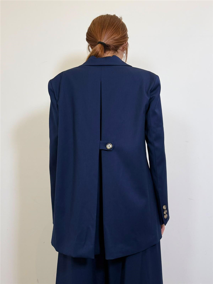 Giacca Con Spacco - Haveone cod. JIA_R075 main:sha1=c5e3236b441fd9043c87bf30ee6fd22bee8a2162