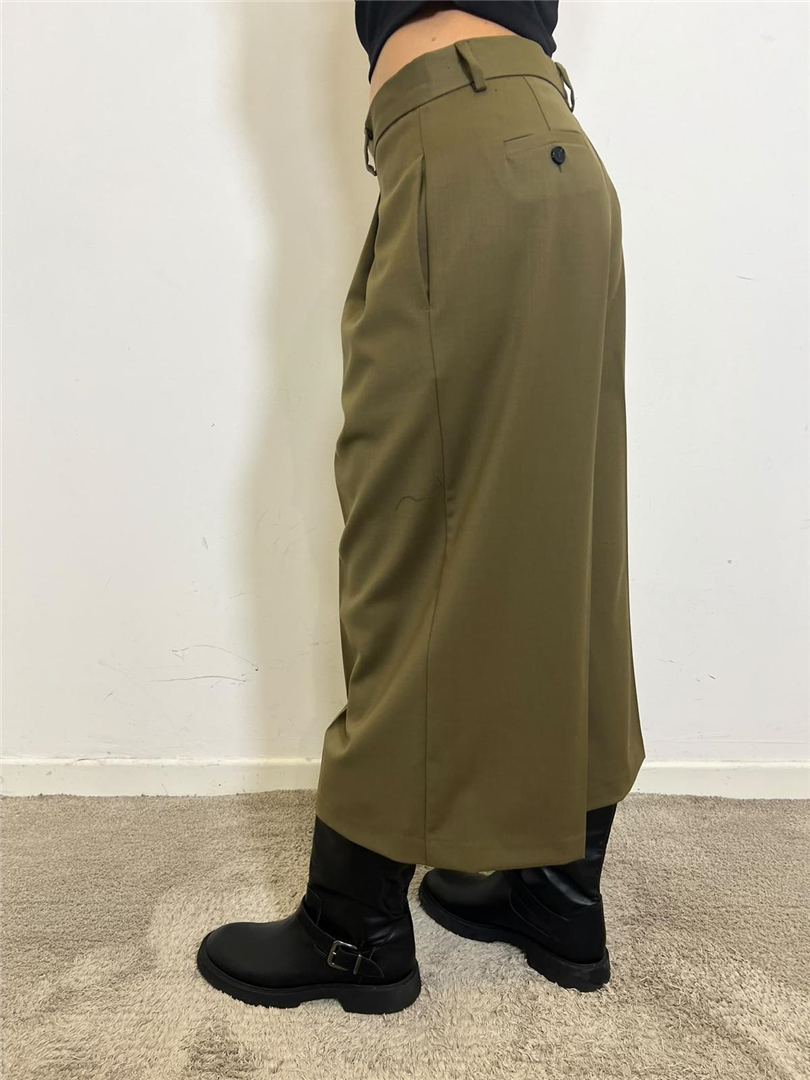Pantalone Cropped Sartoriale Con Pinces - Vicolo cod. TAC1463 main:sha1=ff4fb9b03a244d39408c8f687ba09d4e37558046