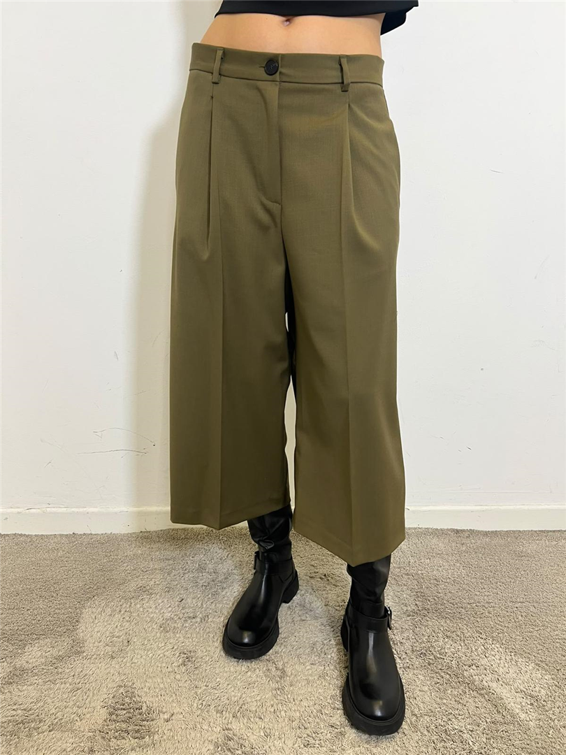 Pantalone Cropped Sartoriale Con Pinces - Vicolo cod. TAC1463 main:sha1=a3233b6dc67373aa70cb90721b14009d1e7a7579