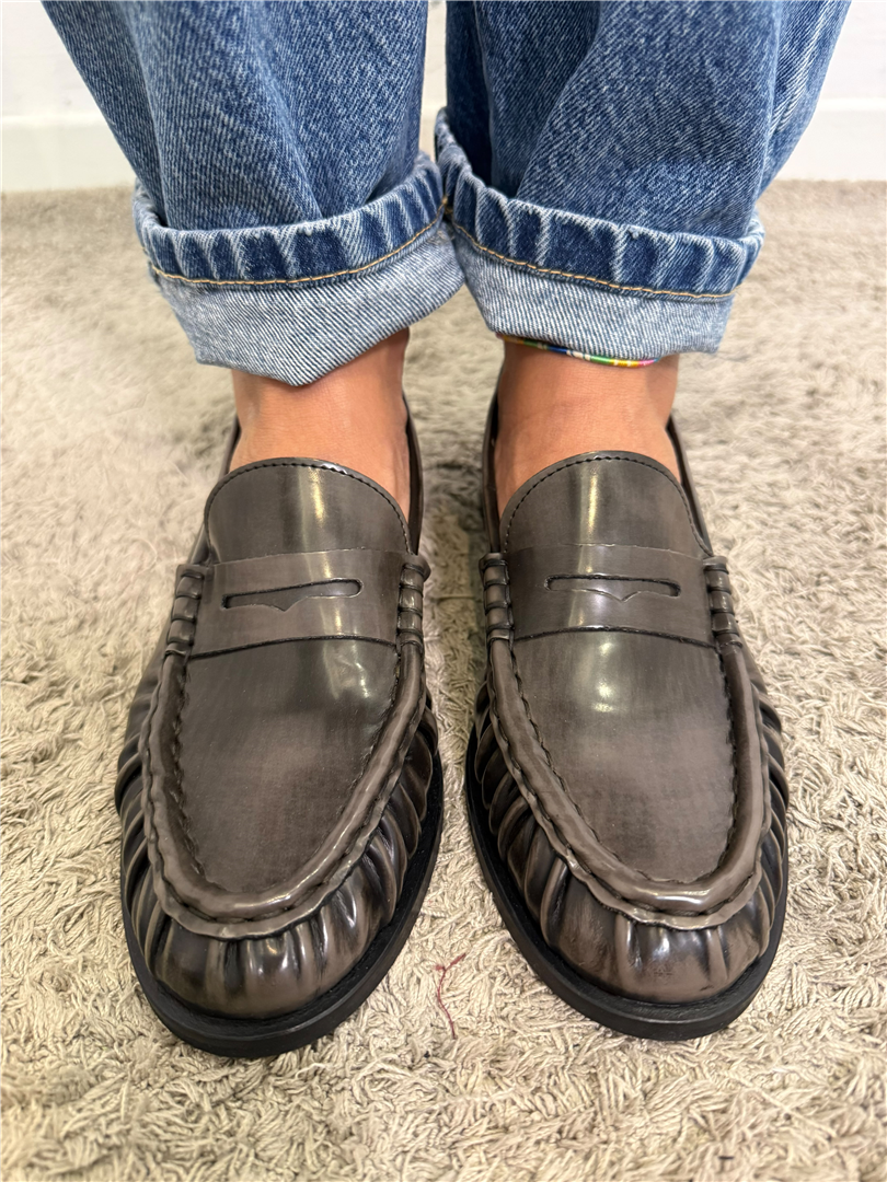 Mocassino In Pelle Abrasivato - Ovye' cod. 26/IRJO14ABR main:sha1=5decaa0b5e72eeb1a35d342dbea8105edc5c7385