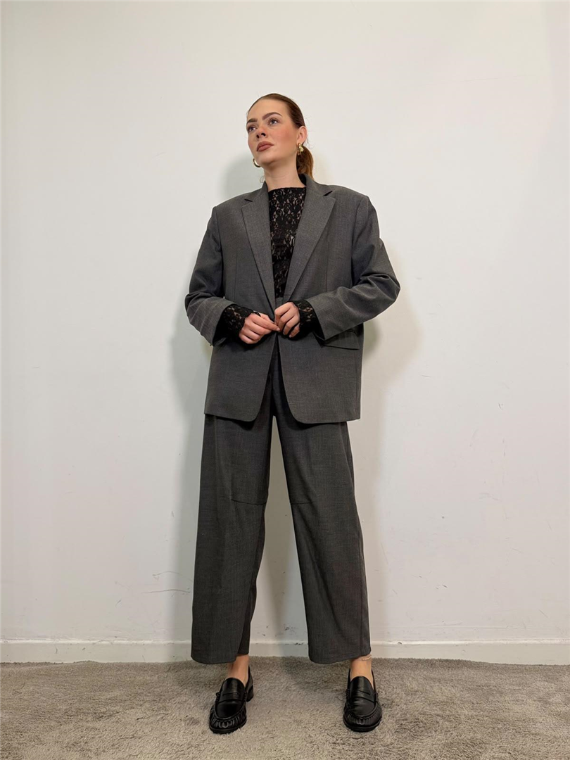Pantalone Barrell Con Cuciture Sagomate - Vicolo cod. TAC1600 main:sha1=2a7807ee2de497638df55baaca984b91a37a3fc1