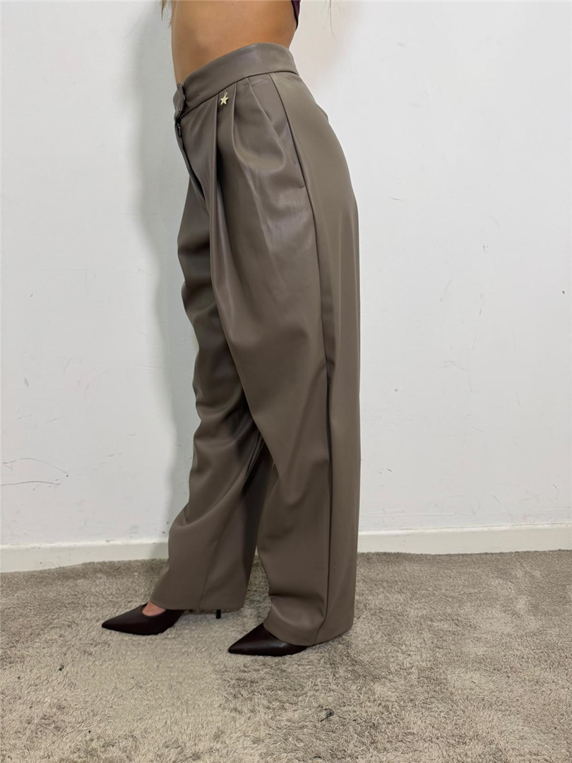 Pantalone Ecopelle Con Pinces Gamba Ampia - Souvenir cod. W40S0316 main:sha1=6ef7bb0b259885356c649ebf8a1b239e0257ebcf