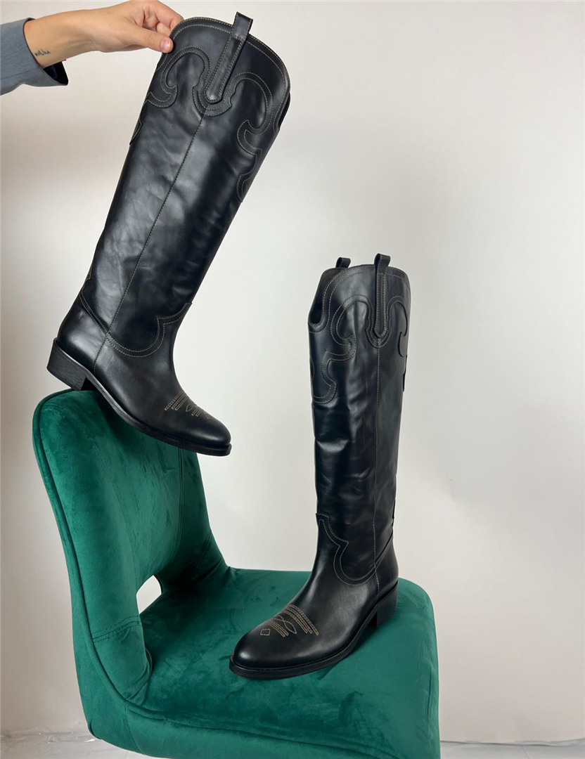 Texano Alto Con Ricamo A Contrasto - Via Roma 15 cod. 3984  color:nero