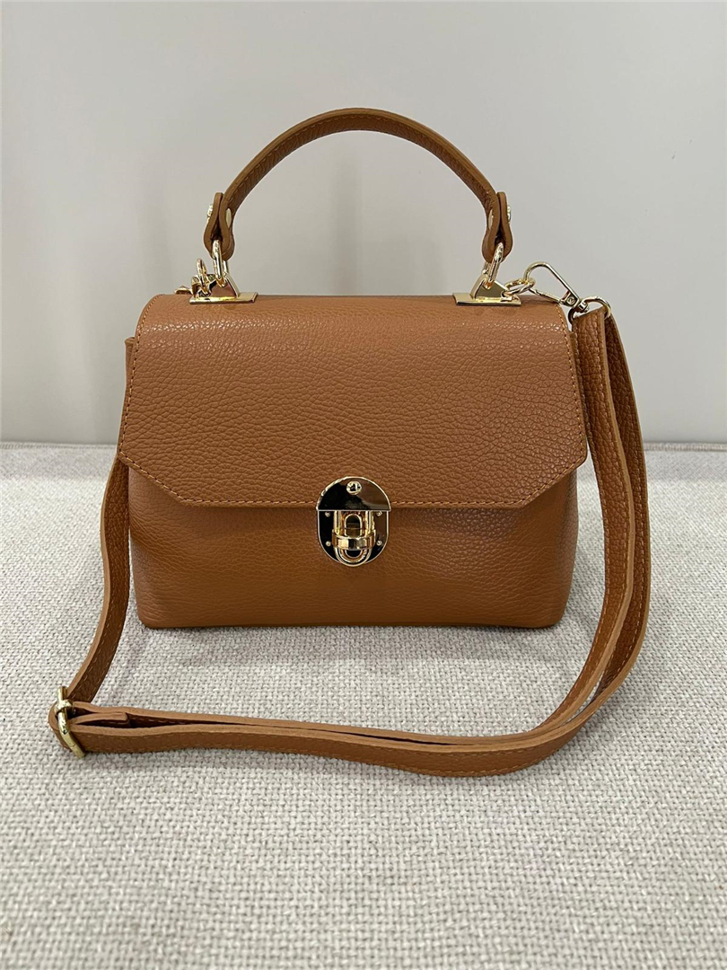 Borsa Piccola Mod. Mary In Pelle Lug. Cm 22 Alt. Cm 16 Con Tracolla - Divisione Chickster's cod. M3523  color:cuoio