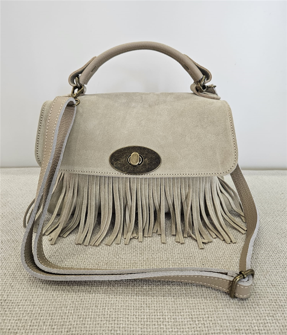 Borsa Scamosciata Con Frange E Tracolla Lung. Cm 27 Alt. 16 - Divisione Chickster's cod. M3526  color:taupe
