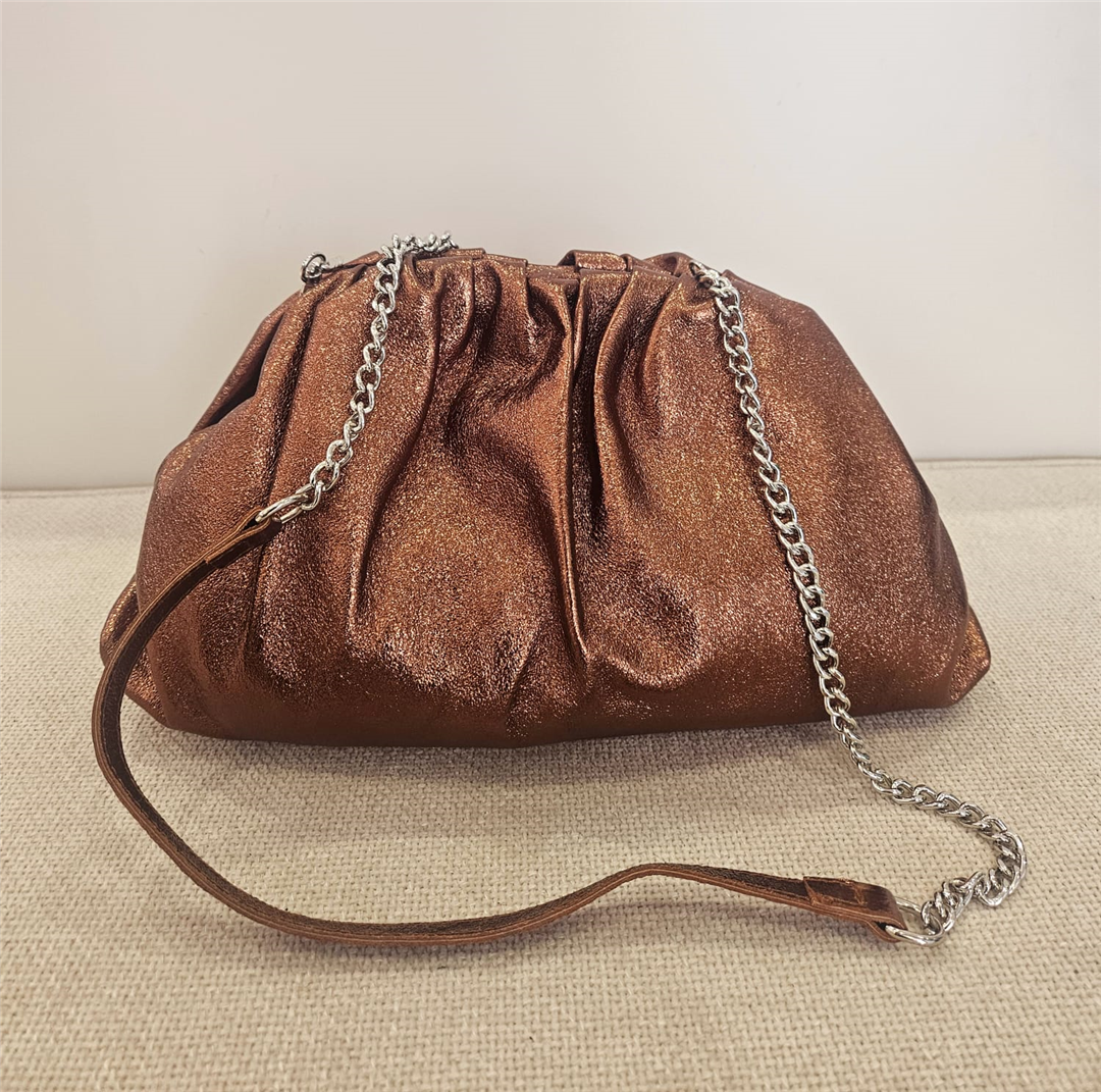 Borsa Pasticcino Grande Laminata Con Tracolla Argento E Pelle - Divisione Chickster's cod. M3539  color:oro rosa