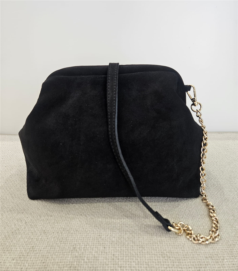 Borsa In Camoscio Con Tracolla Dorata Lung. Cm 26 H. Cm 22 - Divisione Chickster's cod. M3559  color:nero