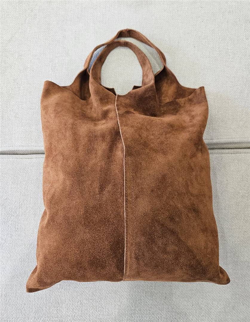 Borsa Shopper In Suede Lung. 37 Cm H.40 - Divisione Chickster's cod. M3561  color:cuoio