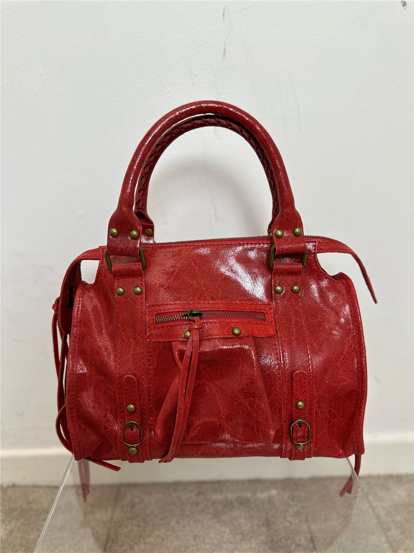 Borsa In Pelle Grande Con Tracolla Lung.31 Cm H. 21 Cm - Divisione Chickster's cod. M3560  color:rosso