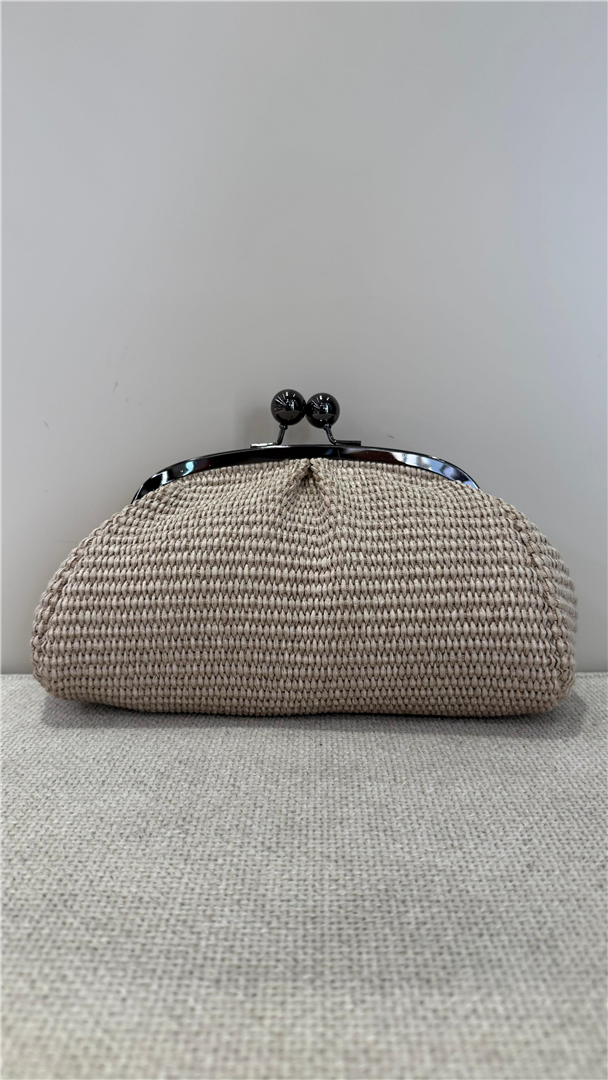 Borsa Pasticcino In Rafia Piccola Con Tracolla Lung. 24cm H 13cm - Divisione Chickster's cod. M3545  color:taupe