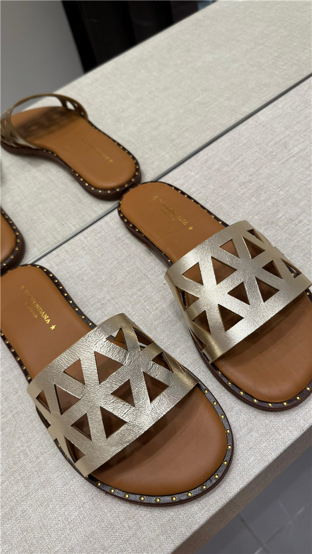 Sandalo In Pelle Con Fascia Traforata - Via Mondana cod. JESSYNOB  color:platino