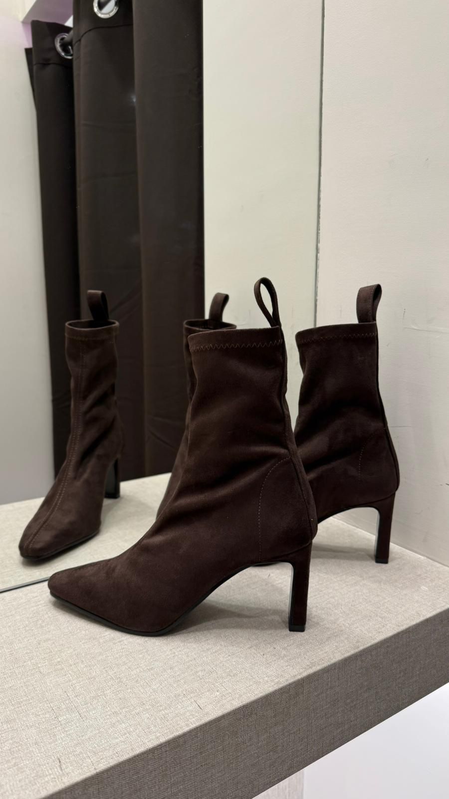 Tronchetto Strectch In Camoscio Ovyè - Ovye' cod. 25/AT2007CAM  color:testa di moro