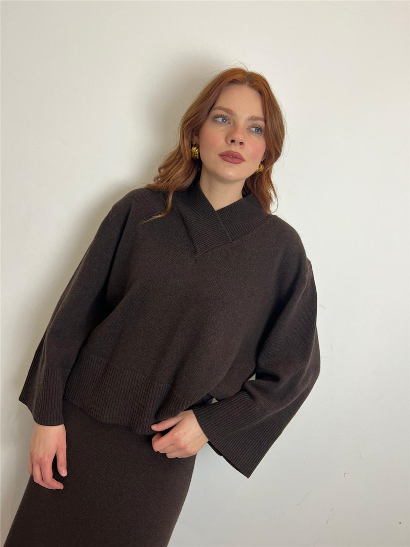 Pull Scollo Incrociato - Vicolo cod. 77402F  color:moro
