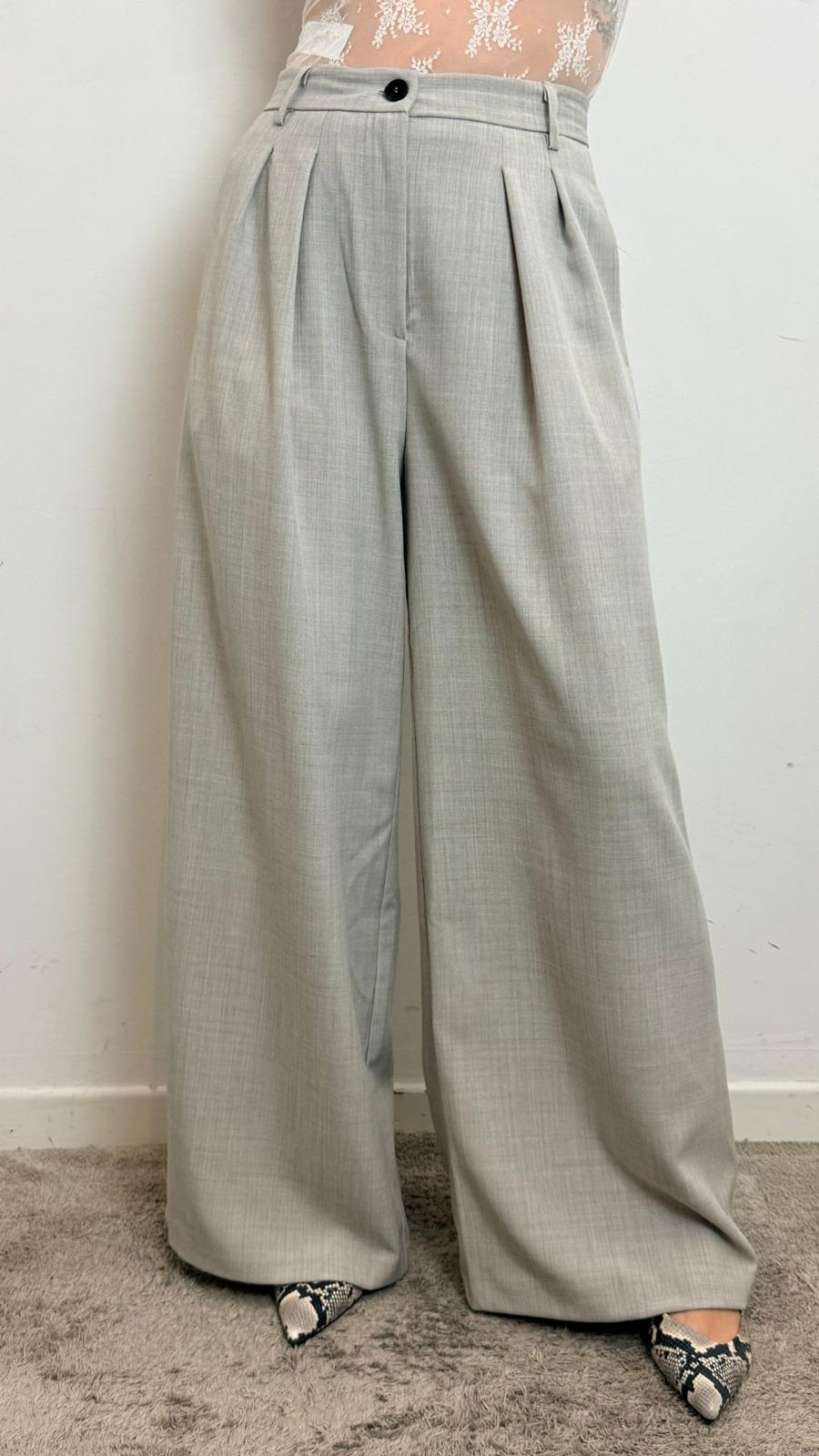 Pantalone Donna Palazzo Grigio | Vita Alta Con Pinces Elegante - Vicolo cod. TAB1036  color:grigio chiaro