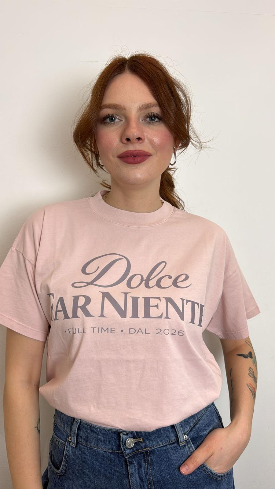 T Shirt “dolce Far Niente” Donna In Cotone – Maglietta Oversize Con Stampa Frontale | Vari Colori - Vicolo cod. RAB0286  color:rosa
