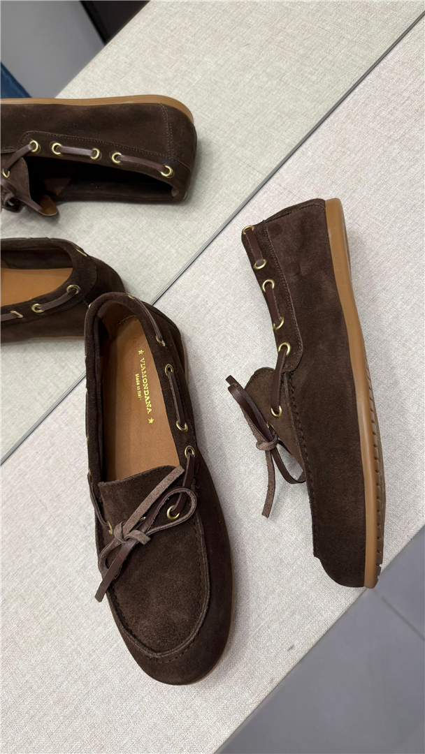 Mocassino Barca Donna Via Mondana In Camoscio – Driver Con Lacci In Pelle - Tantä Rainwear cod. V107  color:camoscio testa di moro