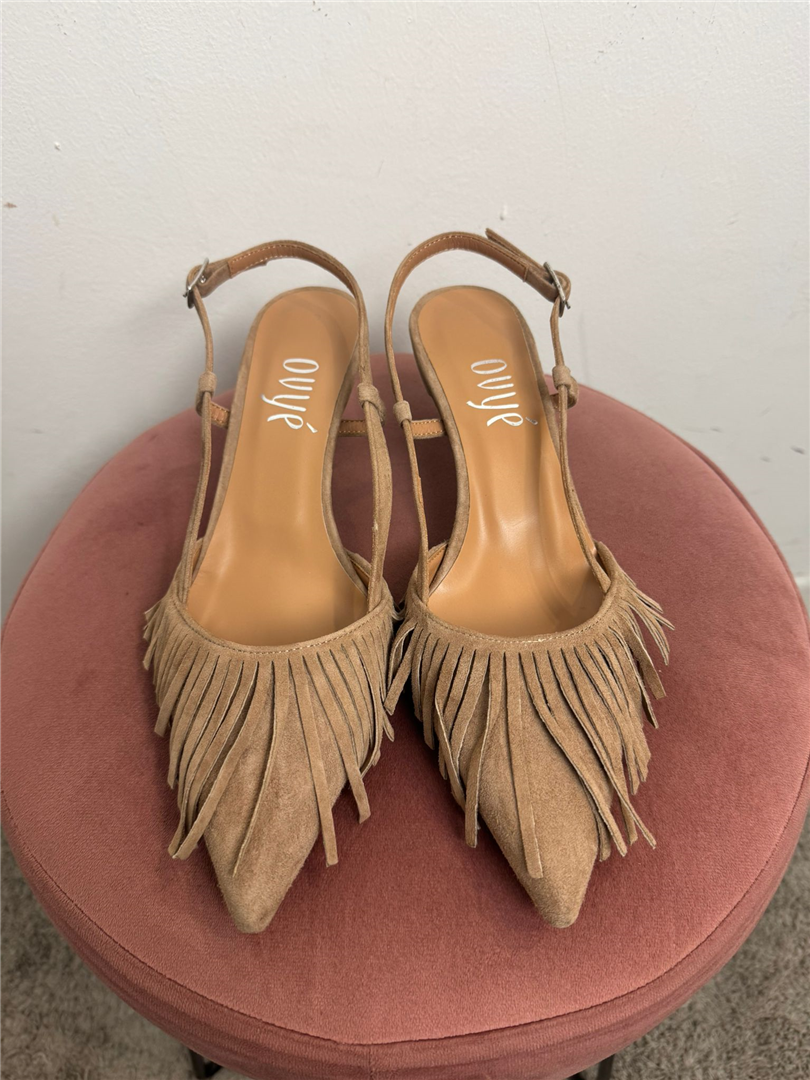 Slingback In Camoscio Con Frange Tacco 5 - Ovye' cod. 26/AT263CAM  color:camel
