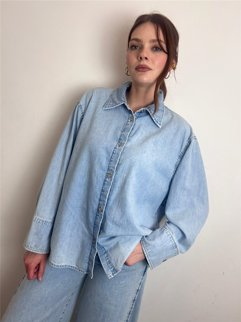 Camicia Denim Apertura Dietro - Vicolo cod. DAB5262  color:denim chiaro