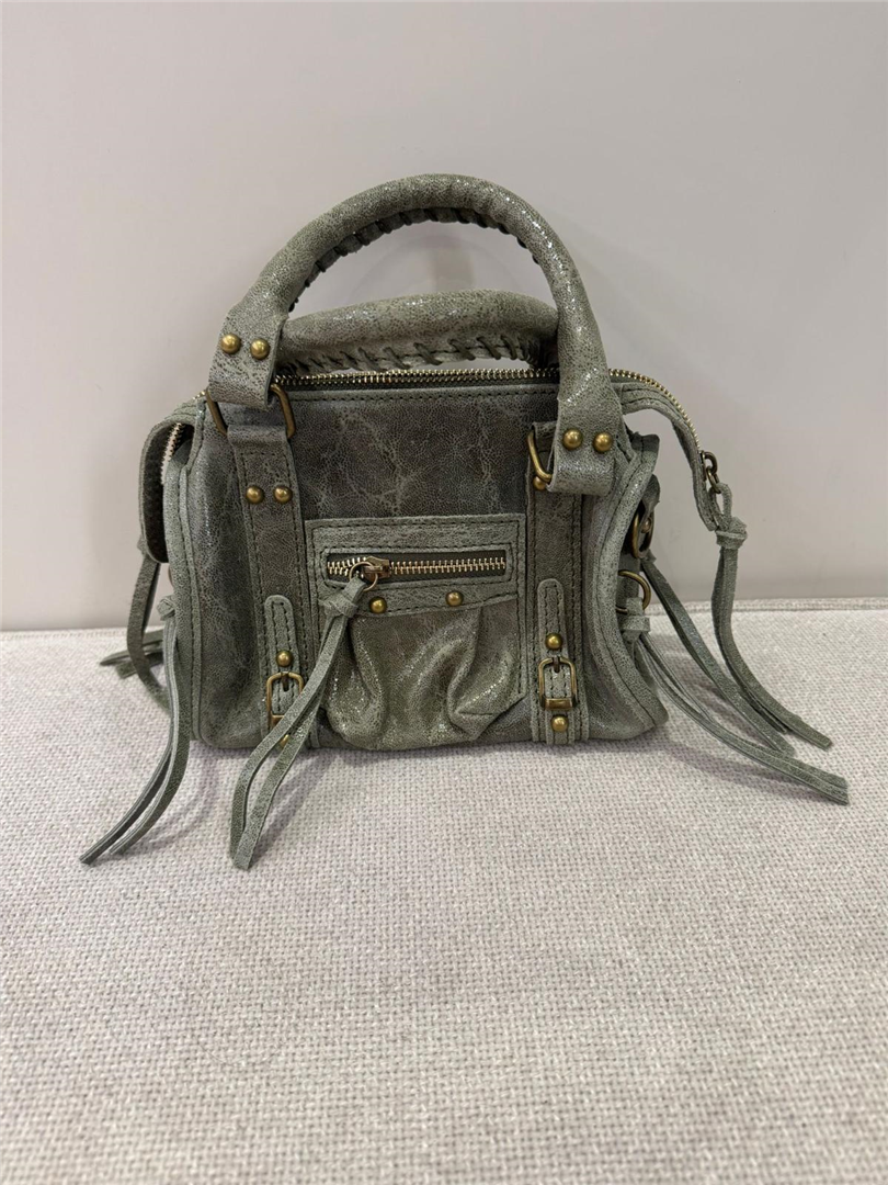 Borsa In Pelle Con Tracolla - Divisione Chickster's cod. M3516  color:salvia