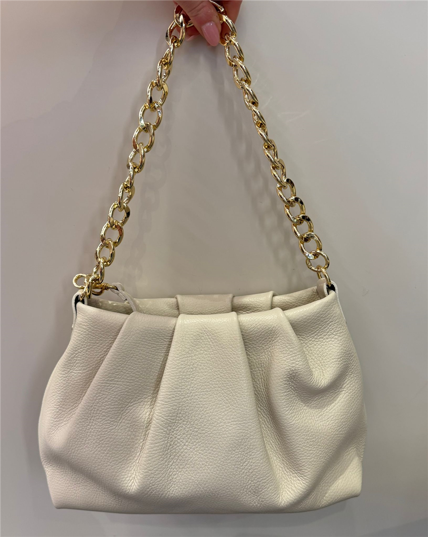 Borsa In Pelle Martellata Con Catena E Tracolla - Divisione Chickster's cod. M3600  color:beige