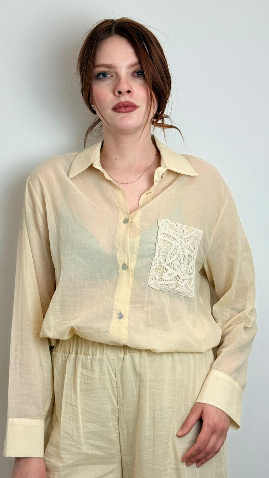 Camicia In Mussola Con Dettaglio Crochet - Vicolo cod. TAB2437  color:burro