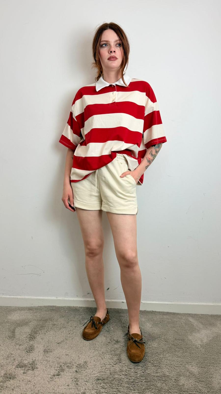 Completo Polo A Righe Con Shorts - Philia Loft cod. V02F0881  color:rosso