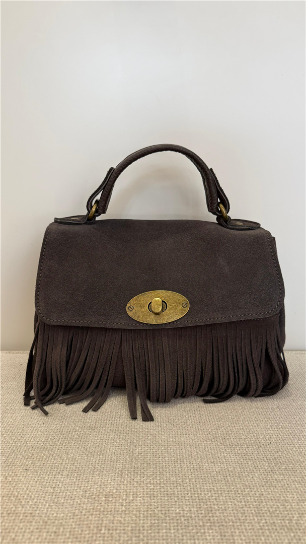 Borsa Scamosciata Con Frange E Tracolla Lung. Cm 27 Alt. 16 - Divisione Chickster's cod. M3526  color:testa di  moro